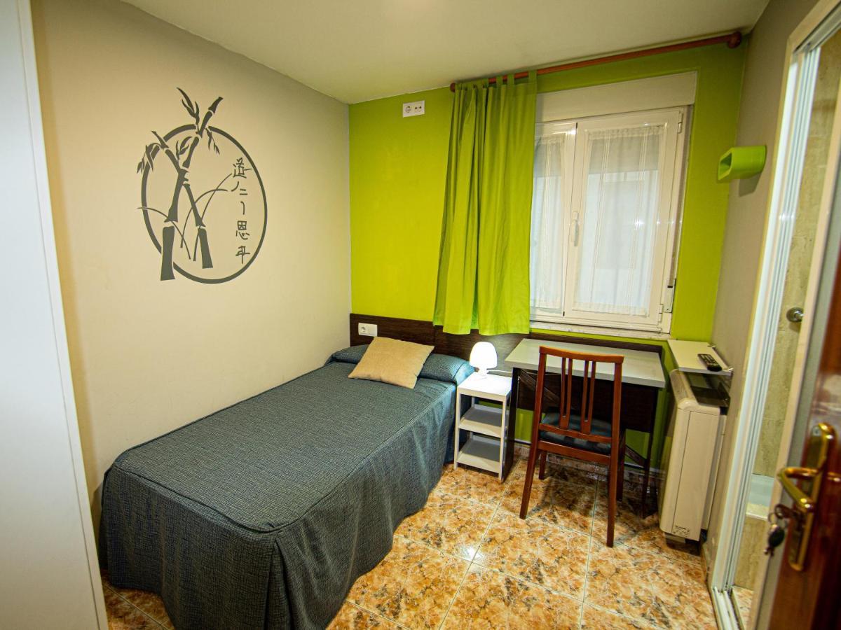 Residencia Salamanca Universitaria Hotel Esterno foto
