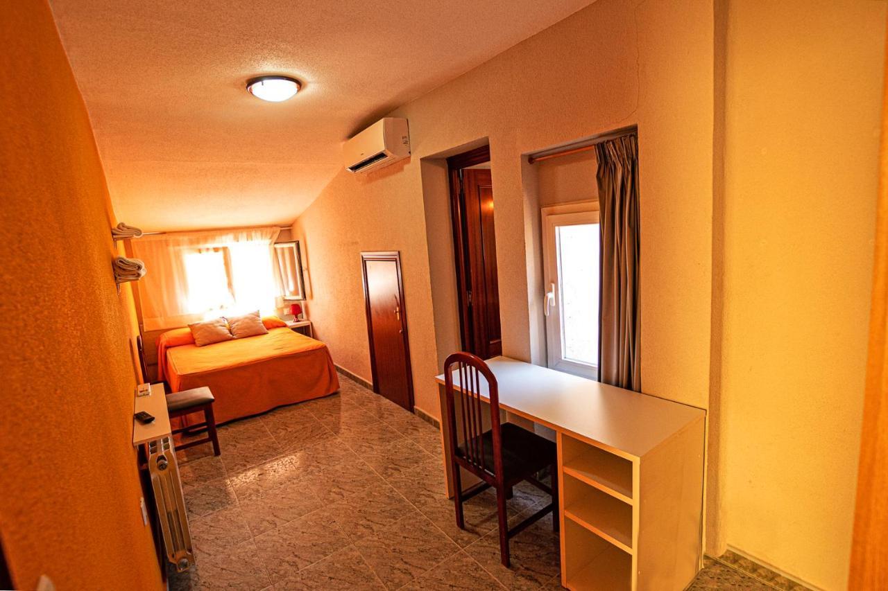 Residencia Salamanca Universitaria Hotel Esterno foto
